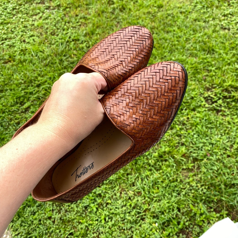 Trotters Liz III Slip-On Size 8 WIDE Shoes 👞 GREAT CONDITION - Picture 4 of 16